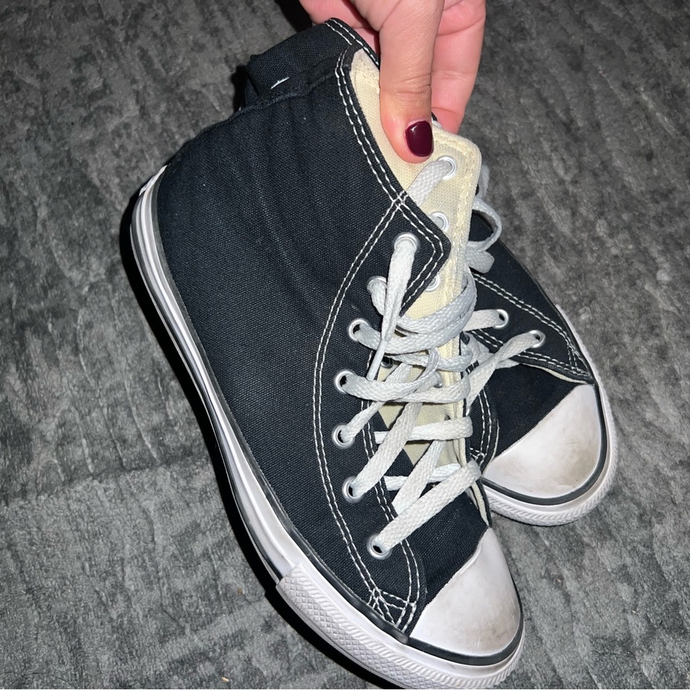 Converse.